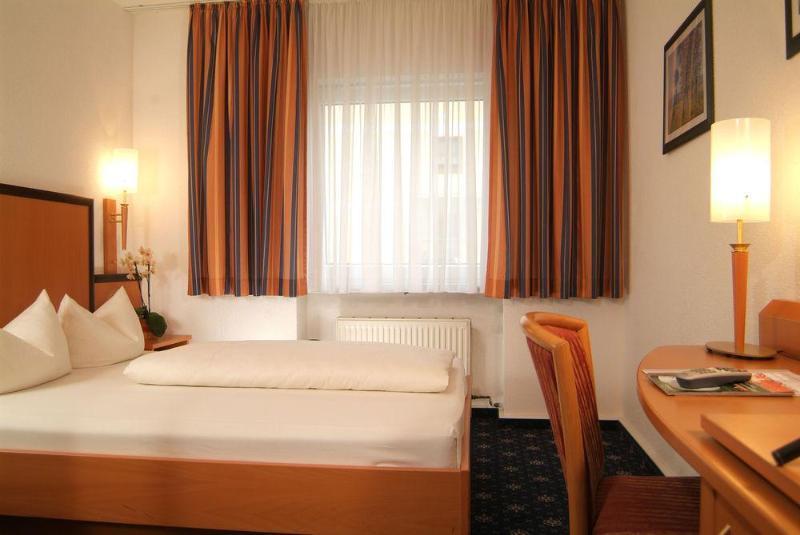 Boutique Hotel Erb Muenchen Parsdorf Vaterstetten Εξωτερικό φωτογραφία